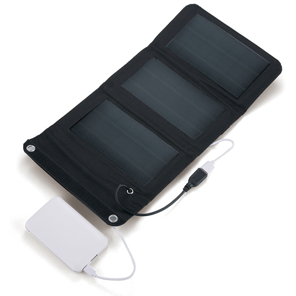 3パネルソーラー充電器
